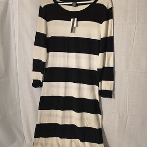New Chelsea & Theodore Black and Creme Striped Sweater Dress Sz XL.